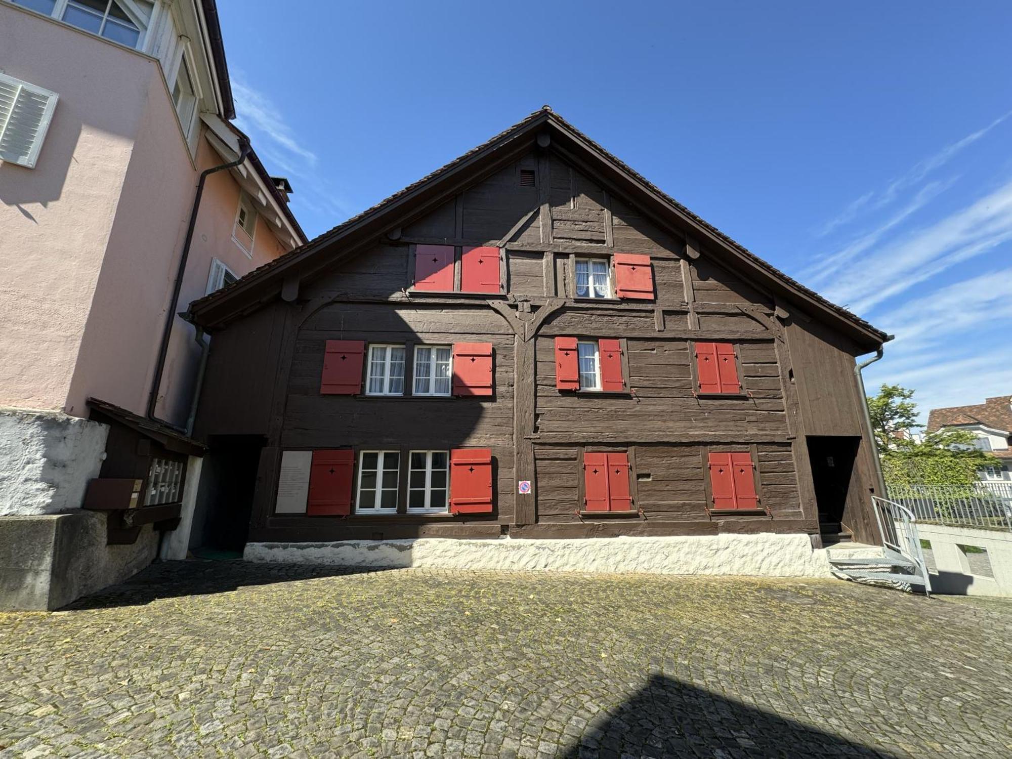 Ariser - Zug Unique Apartment In Historic 15Th Century Building Exterior photo