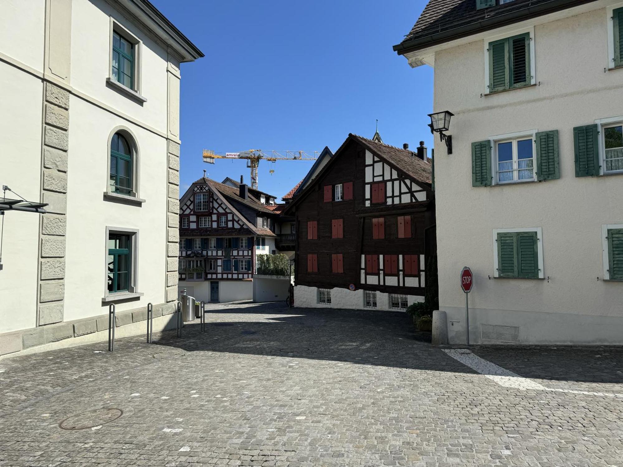 Ariser - Zug Unique Apartment In Historic 15Th Century Building Exterior photo