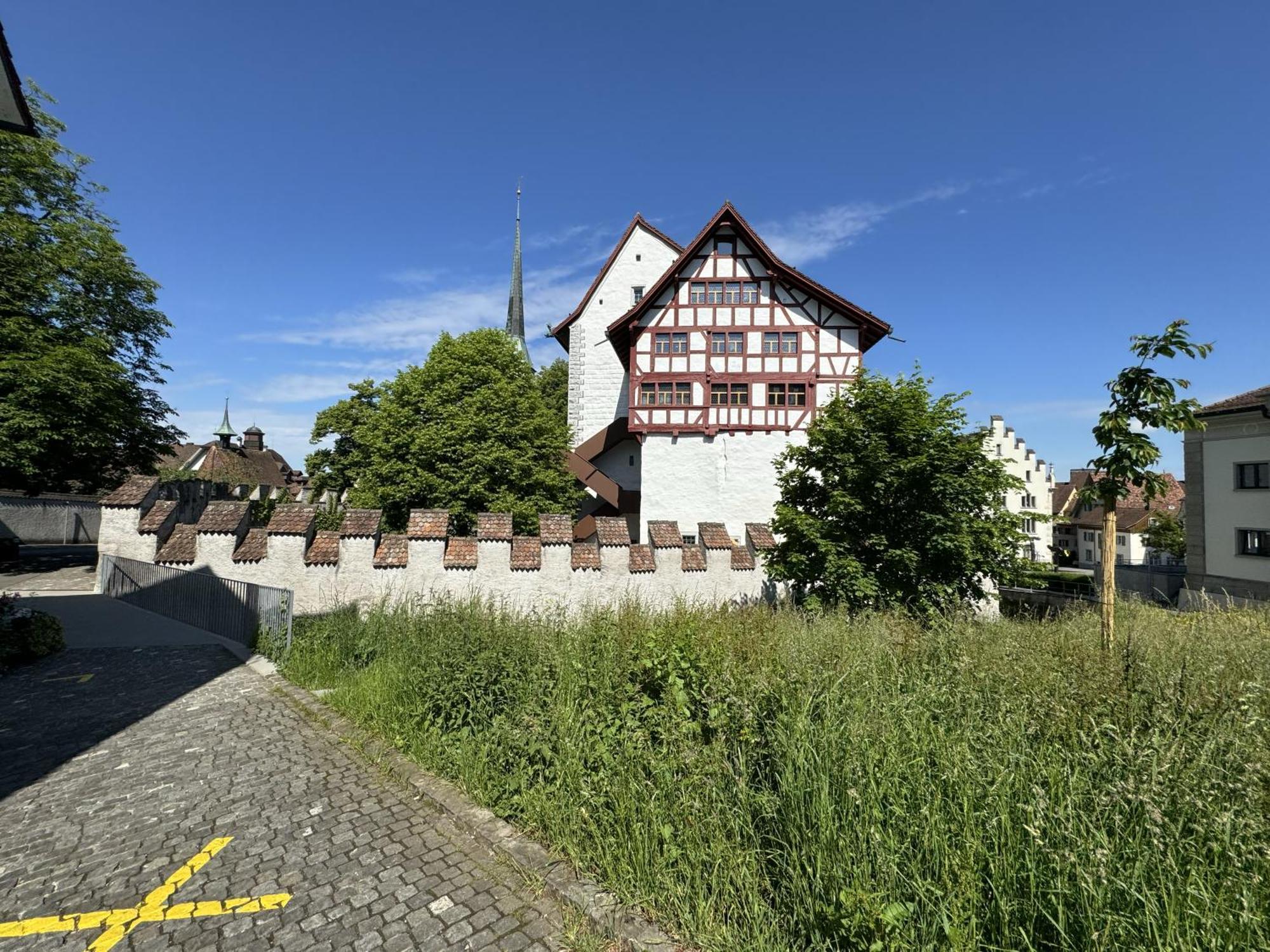 Ariser - Zug Unique Apartment In Historic 15Th Century Building Exterior photo