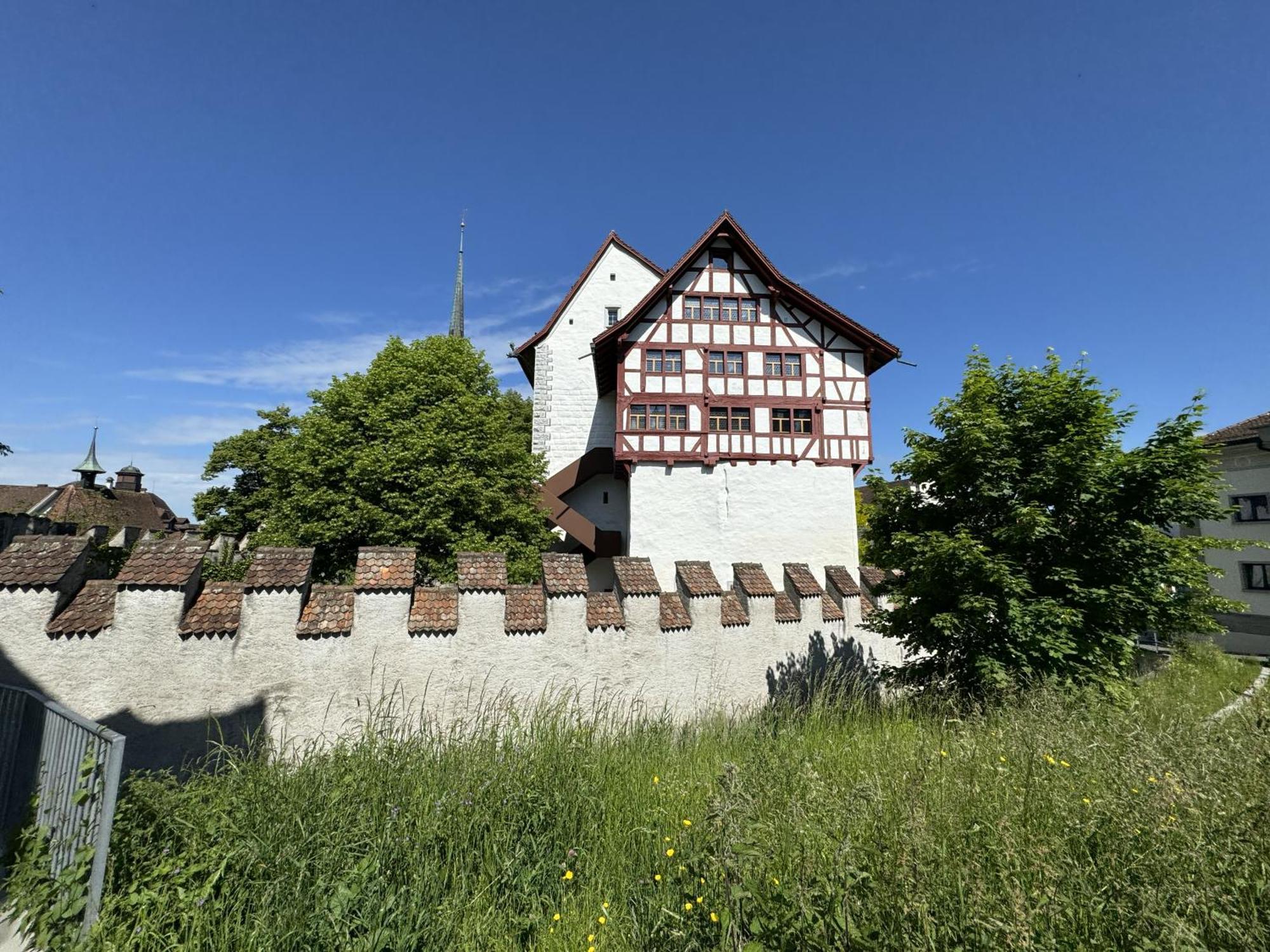 Ariser - Zug Unique Apartment In Historic 15Th Century Building Exterior photo